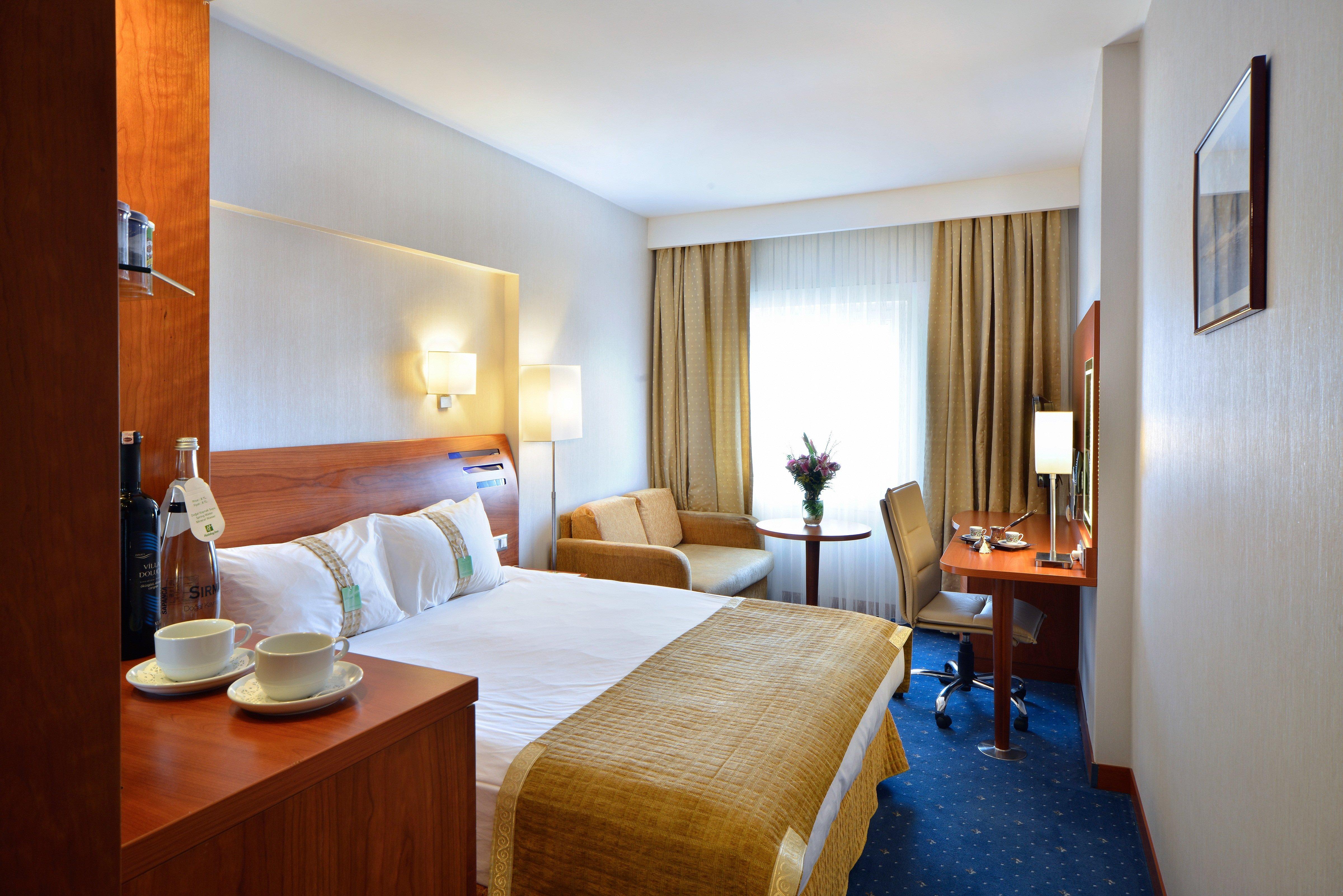Holiday Inn Istanbul City By Ihg Exterior foto A room at the hotel