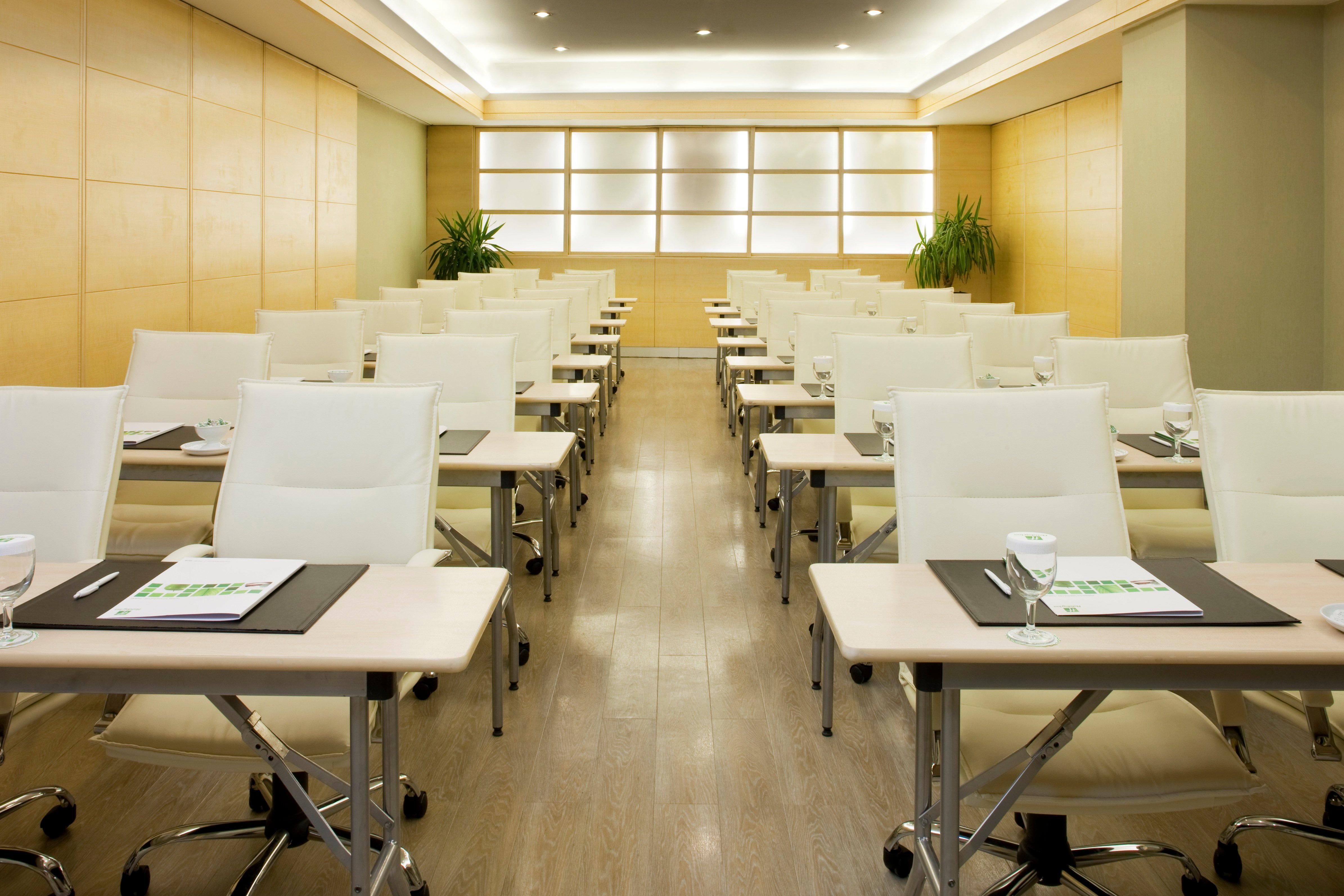 Holiday Inn Istanbul City By Ihg Facilități foto Classroom