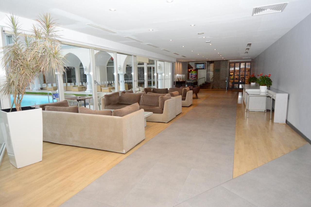 Holiday Inn Istanbul City By Ihg Exterior foto The lounge at the airport